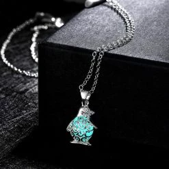 Quanzhou Pushi Jewelry Trading Co., Ltd. Accessories Penguin Glow Necklace