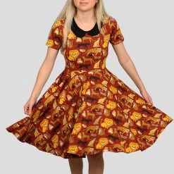 Brothers Knit Garments Cat Family Parks Dress