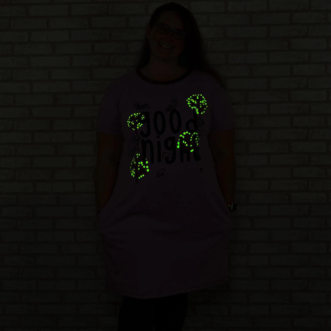 Vea International New (Pre-order) Good Night Glow-in-the-Dark Nightshirt 2 Vea International New (Pre-order) Good Night Glow-in-the-Dark Nightshirt