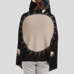 Kustomyze Ideas Pvt Ltd Accessories Solar System Shawl